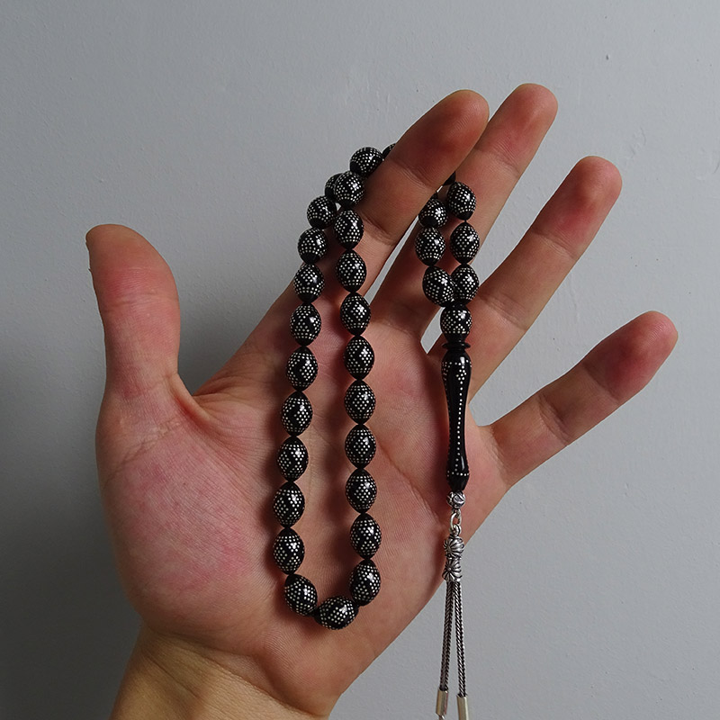 Piramit Ve Baklava Model Gümüş İşlemeli Kömür Karası Kehribar Tesbih