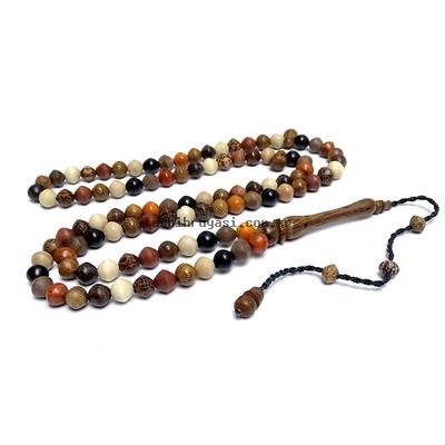 99luk Namaz Tesbihi: Çeşitli Ağaçlardan El Yapımı Boncuklar ile Özel Tasarım